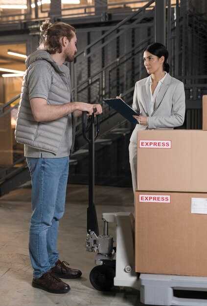 End-to-end delivery workflow: pickup, transport, and last-mile nuances