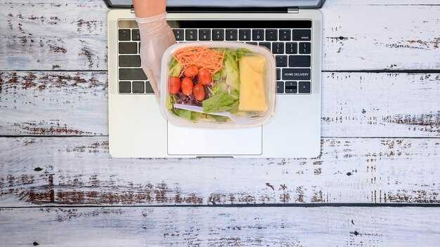 Current Trends Shaping Food Shipping in America