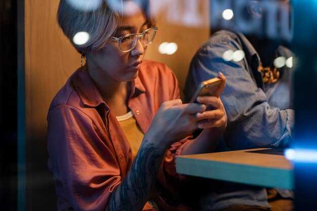 Social commerce playbook: native shopping on TikTok, Instagram, and Snapchat
