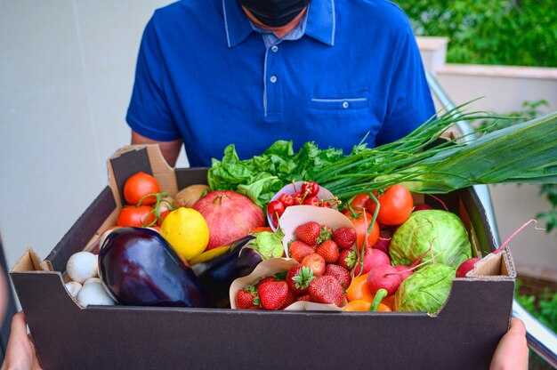 How to Reduce Food Waste: Logistics, Retail, and Manufacturing