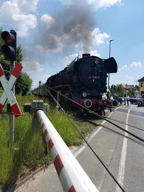 West Coast Dock Talks: Potential Outcomes for Cargo Flow, Contract Status, and Port Operations