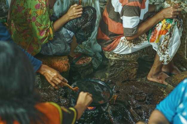 Design revenue-sharing models: royalties, community development funds, and reinvestment priorities