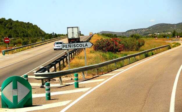 Norfolk Southern - Reliable, Resilient Service Driving Long-Term Volume Growth Norfolk Southern: Reliable, Resilient Service Driving Long-Term Volume Growth
