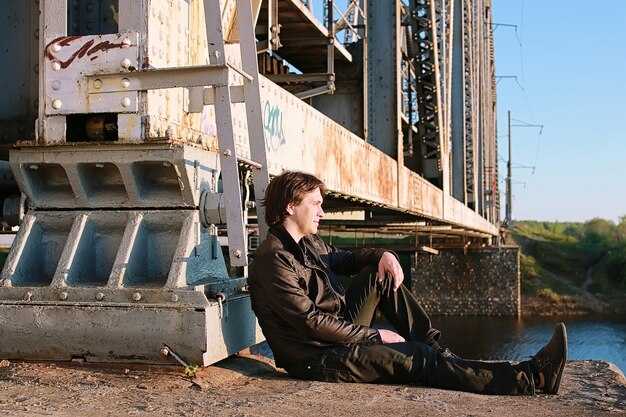 Labor mobility and visa policy: impacts of the 100K visa fee and related legal actions