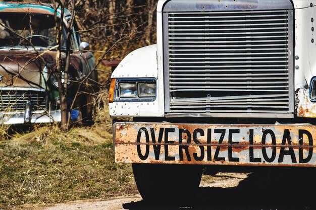 September Class 8 Truck Sales Fall 25% Year-Over-Year
