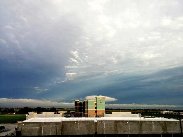 Weather Impacts and Challenges in the Trucking and Freight Industry: A Practical Guide for Safer, More Streamlined Operations; How Freight Brokers Assist Customers During Disruptions