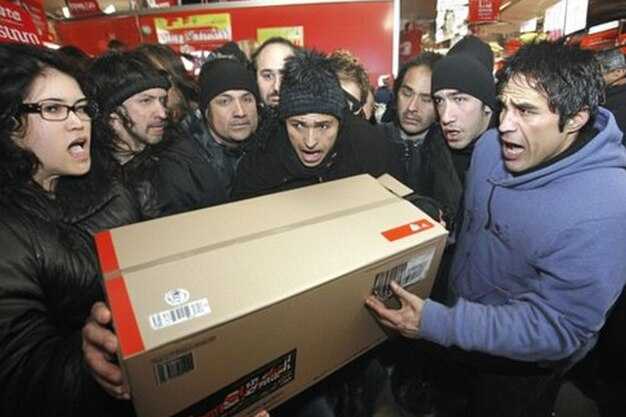 Which parts of the delivery network would be disrupted first during a UPS strike?