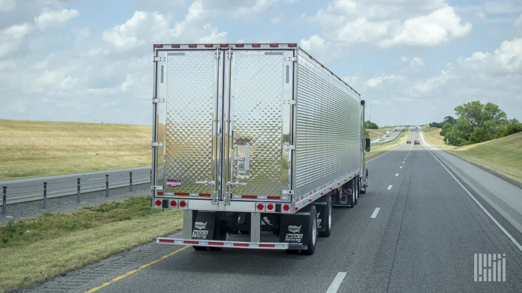 Streamlining Operations: A Collaborative Approach in Logistics