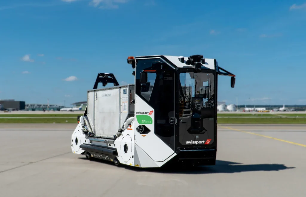 Swissport en Aurrigo werken samen aan eerste pilot voor autonome grondafhandeling op luchthaven Zürich