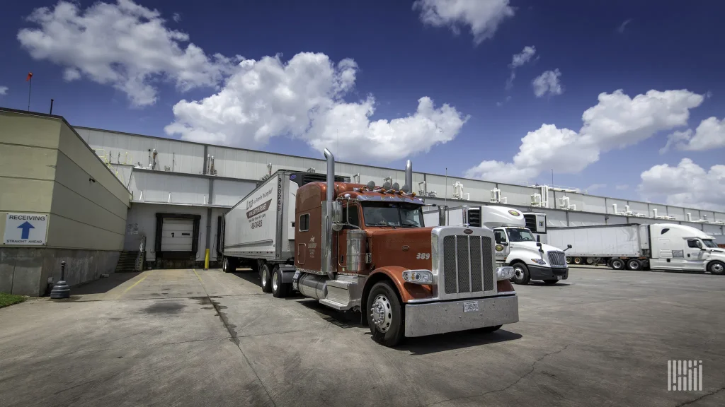 Mastering the Art of Shipper Engagement and Follow-Up Strategies