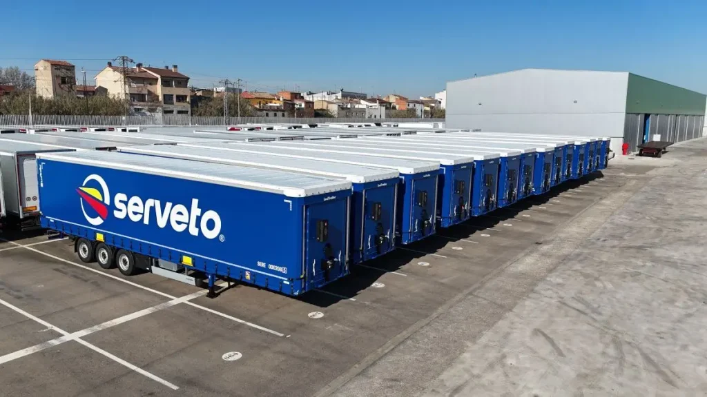 Serveto breidt vloot uit met 70 nieuwe Lecitrailer P400 Multi X3 opleggers