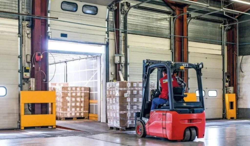 Understanding the Impact of Logistic Operators in the Transportation Industry