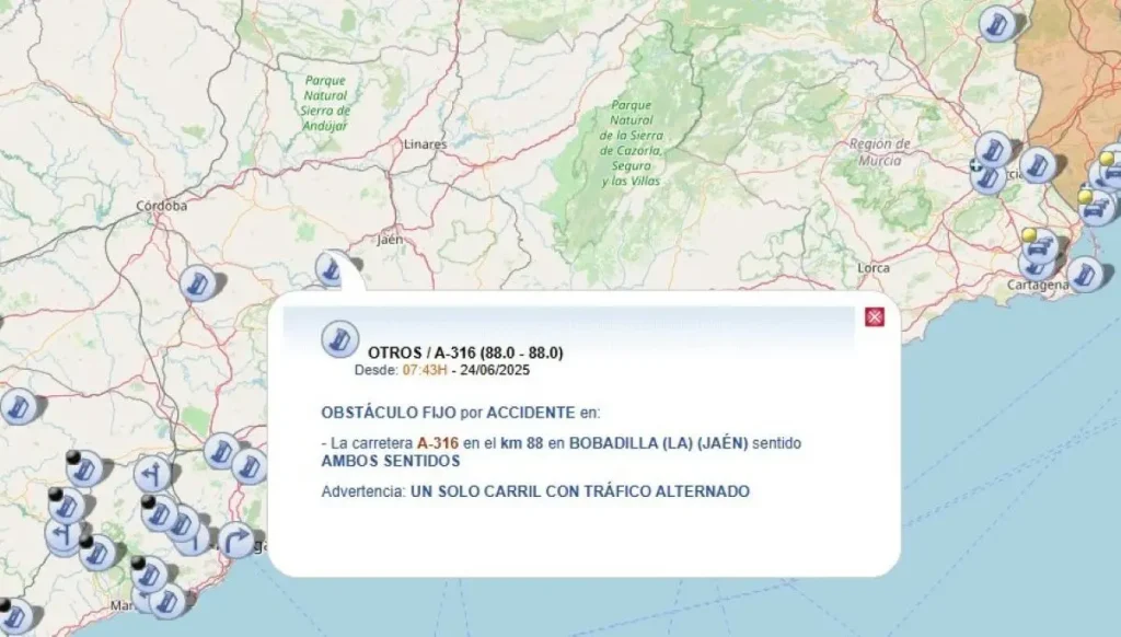 Serious Injury from Three-Truck Collision on A-316 in Jaén