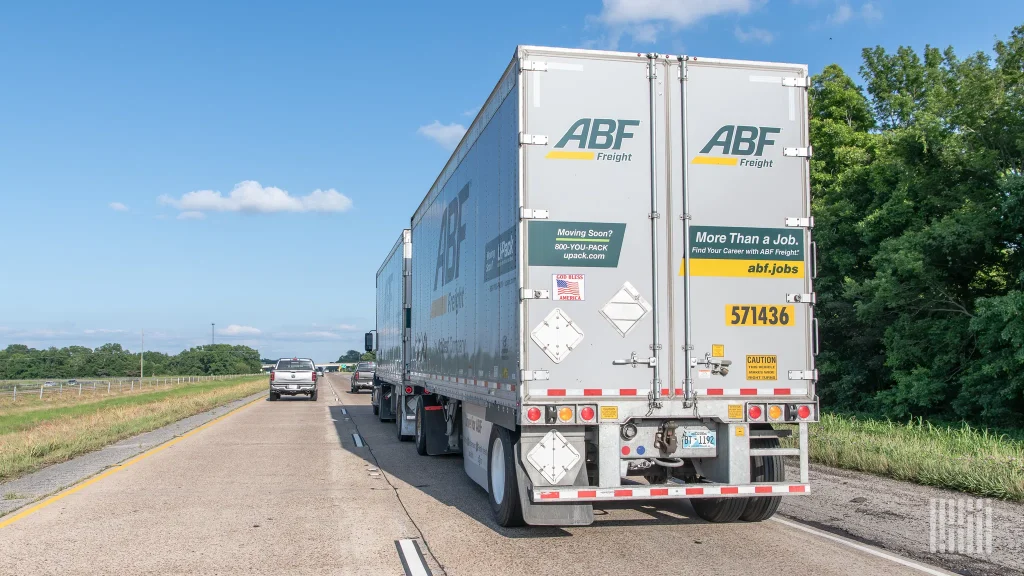 Revamping Tonnage Trends: ArcBest Shifts After 22-Month Downturn