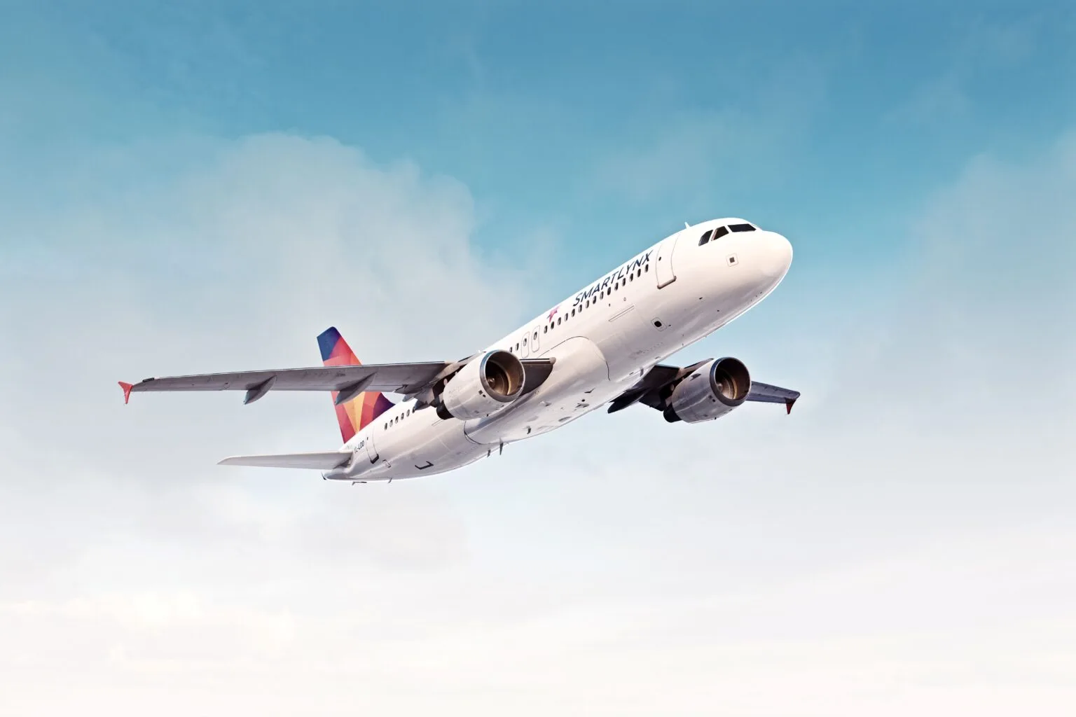 Celebrating Ten Years of Paperless Operations at SmartLynx Airlines