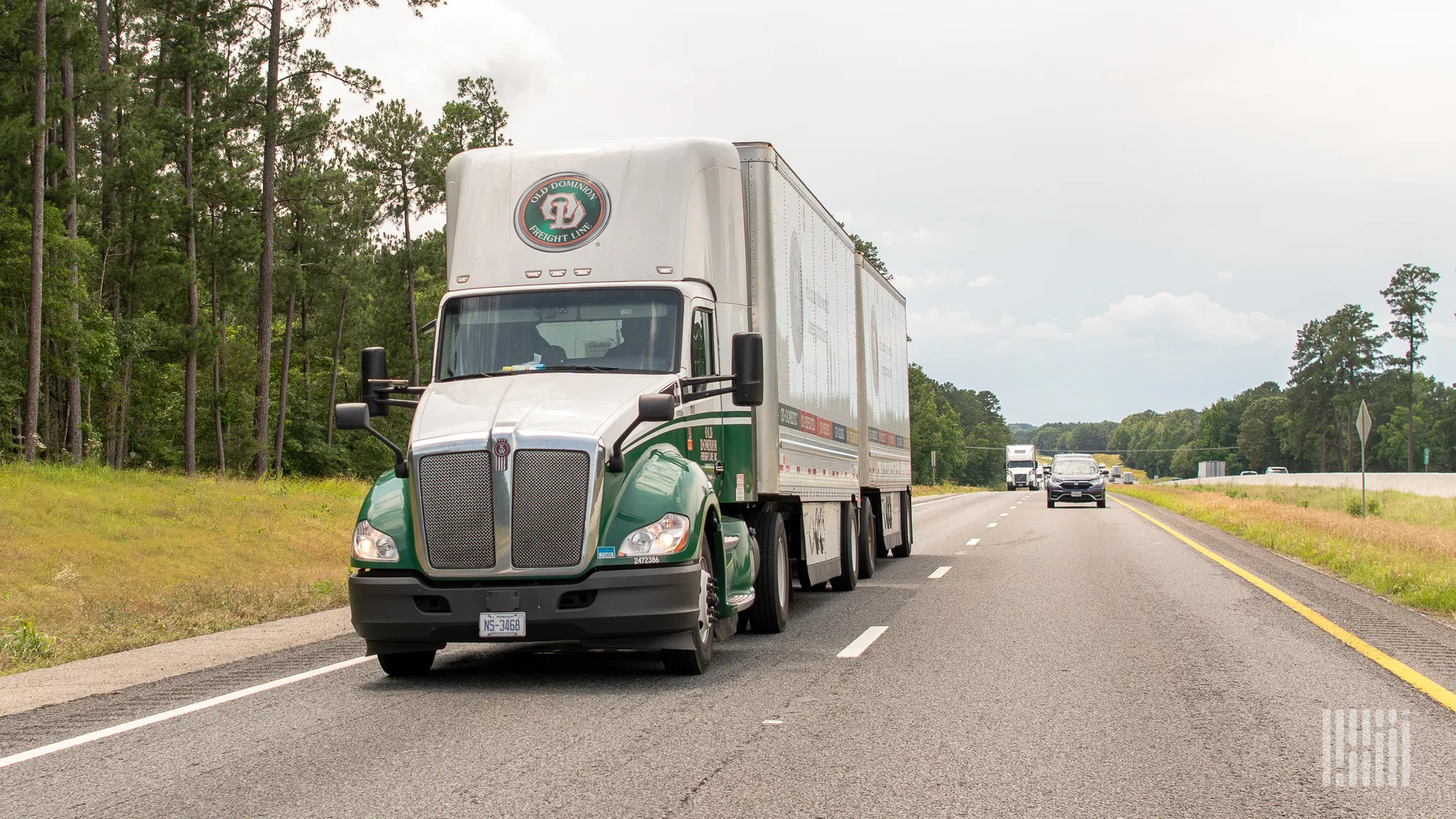 Old Dominion Sees Revenue Drop in May 2023 Update