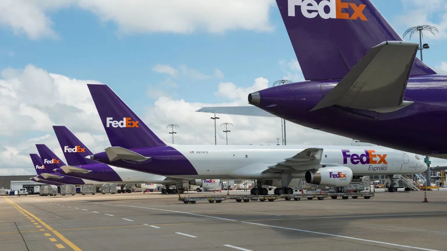 FedEx Streamlines Fleet: A Move Toward Enhanced Efficiency