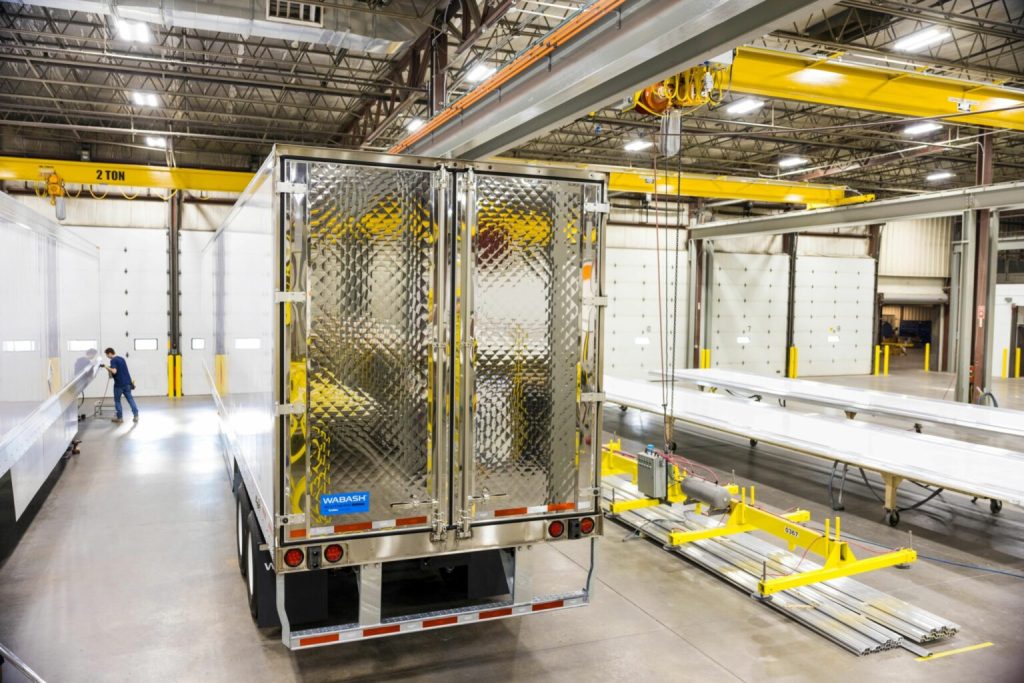Declining Trailer Orders and Ongoing Freight Recession: Implications for Logistics
