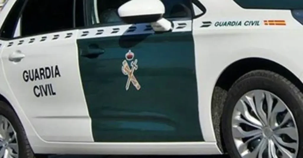 Enquête sur un chauffeur de camion ayant un taux d'alcoolémie élevé après un accident survenu sur l'autoroute A-45