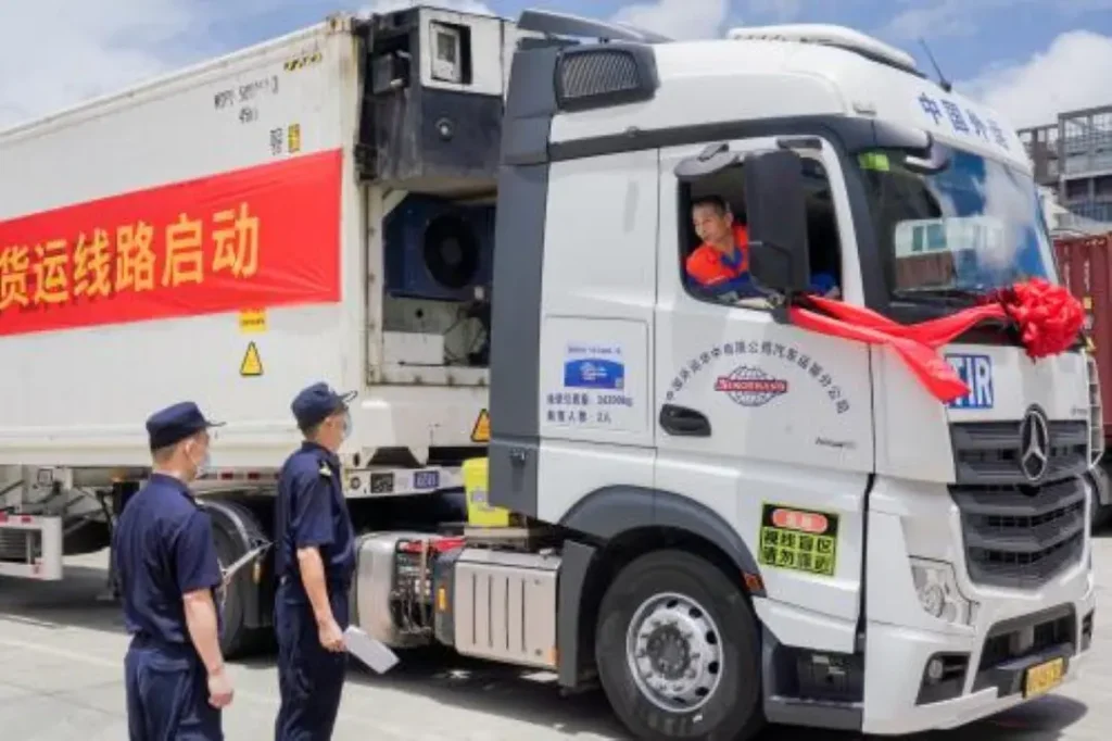 Exploration de la réglementation intelligente dans le transport routier en Chine