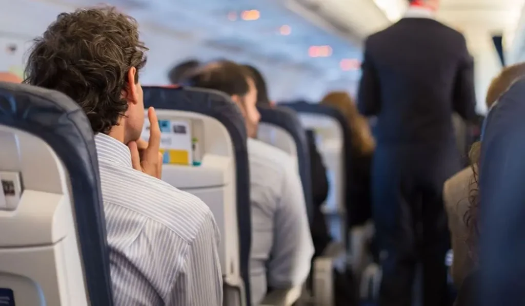 Le Parlement européen interpelle le Conseil sur la réduction des droits des passagers aériens