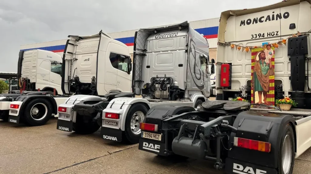 Le rôle essentiel des transports en Aragon mis en évidence lors du défilé de Saragosse