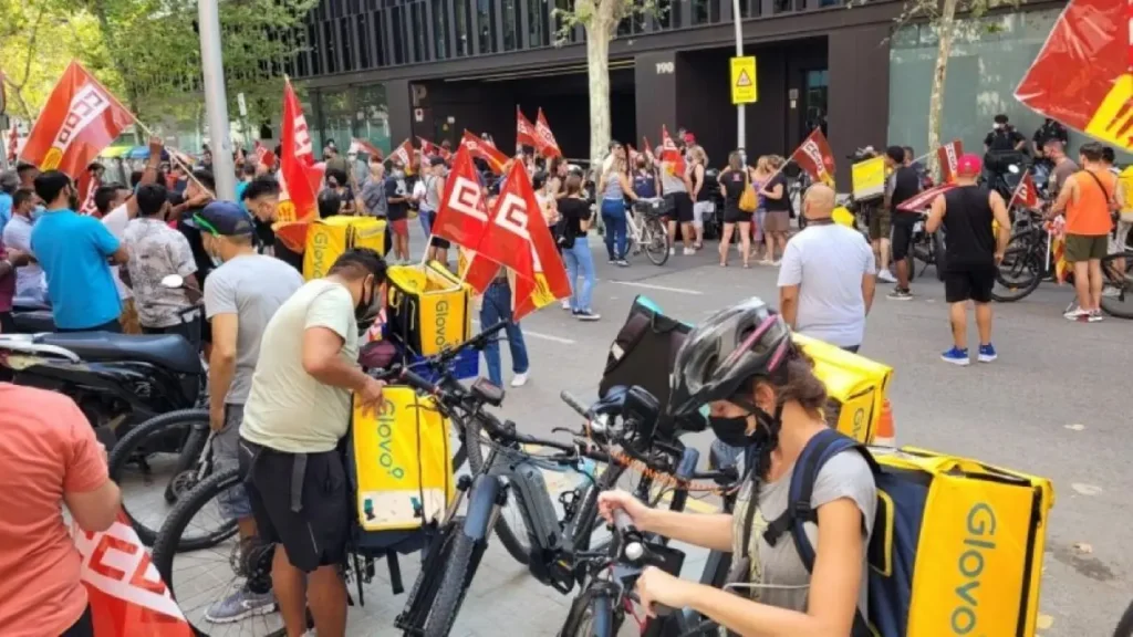 Biais idéologique dans l'arrêt Glovo-Just Eat de la Cour : Un point de vue neutre