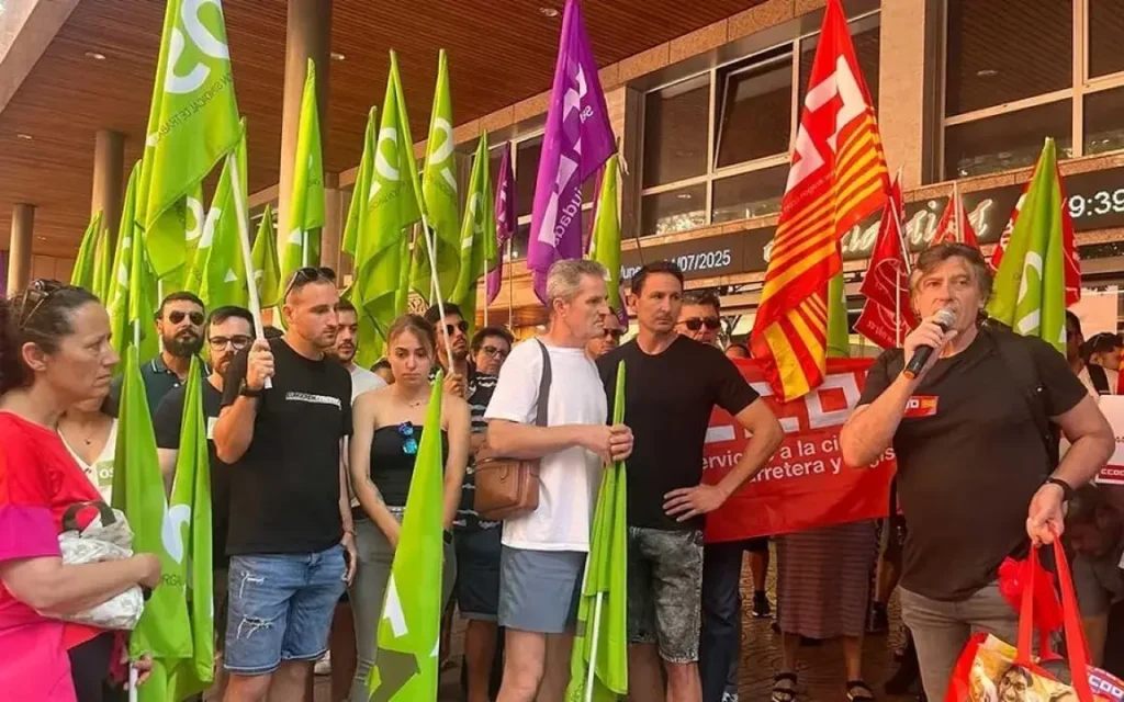 Un nouvel accord met fin à la grève chez Trans Sesé en résolvant les problèmes d'emploi chez Stellantis