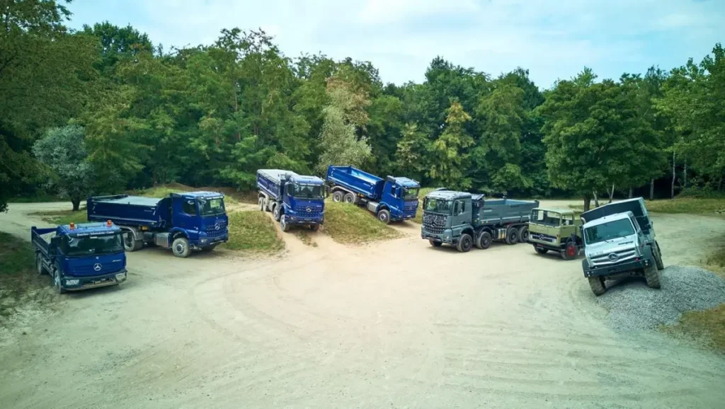 La polyvalence à l'état pur : Camions Mercedes-Benz pour tous les terrains