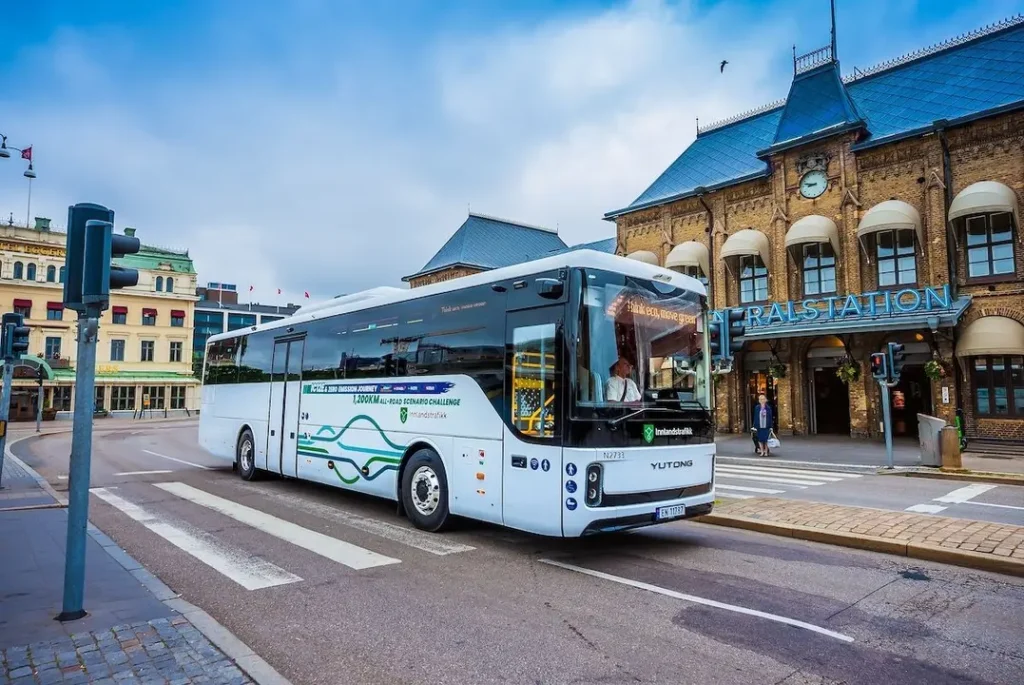 L'autobus électrique IC12E de Yutong effectue un voyage historique à travers l'Europe