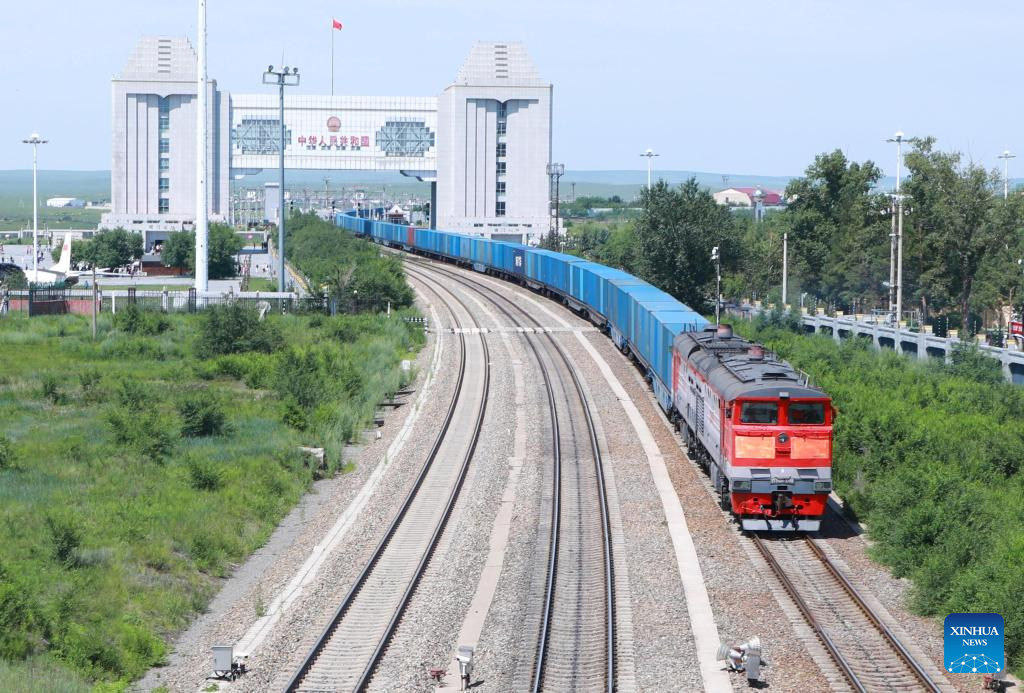 Major Milestone Achieved at China’s Largest Land Port: 30,000 China-Europe Freight Train Trips