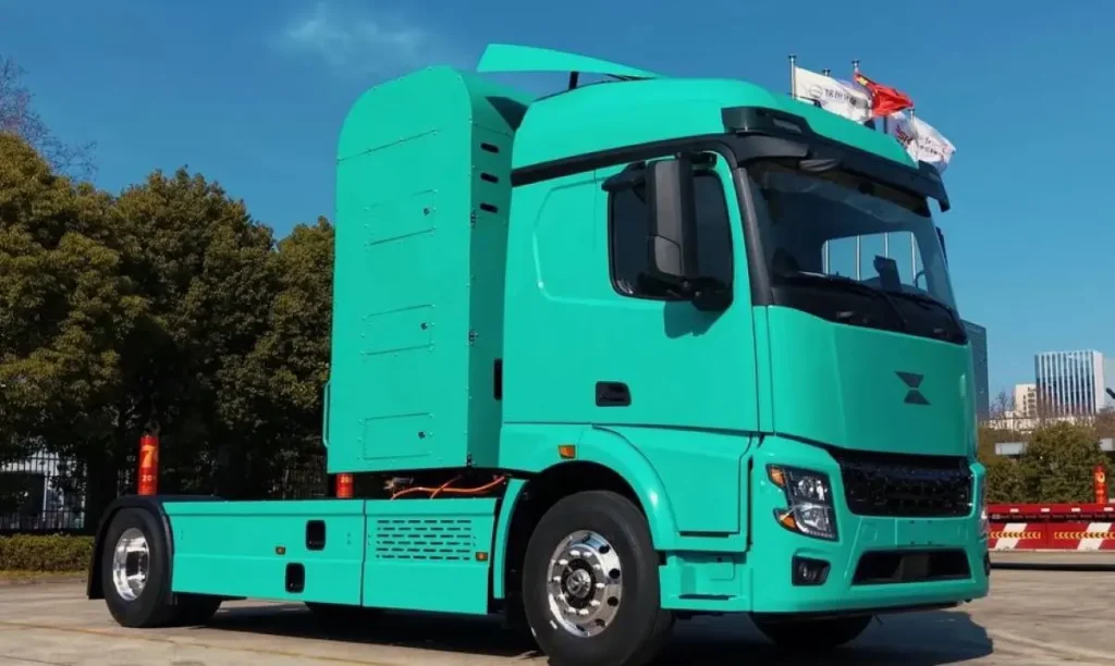 Hydrogen-Powered Trucks with 1,500 km Range Transforming Eco-Friendly Logistics