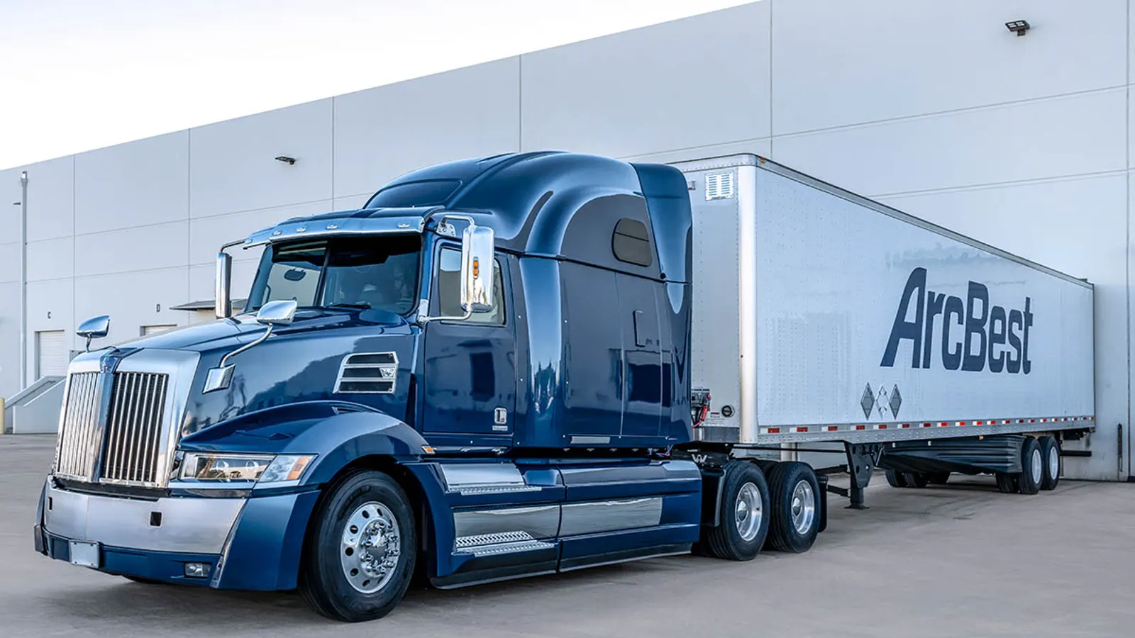 Insights into ArcBest’s Class 8 Electric Semi-Truck Pilot Program
