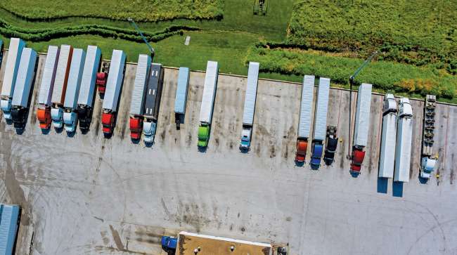 Les subventions fédérales en faveur des infrastructures stimulent les efforts en matière de stationnement des camions et de transport multimodal