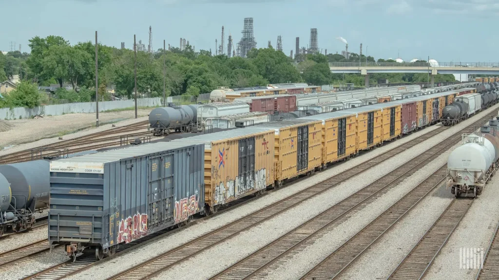 Railroad Merger Speculations Prompt Strengthened Staff at STB