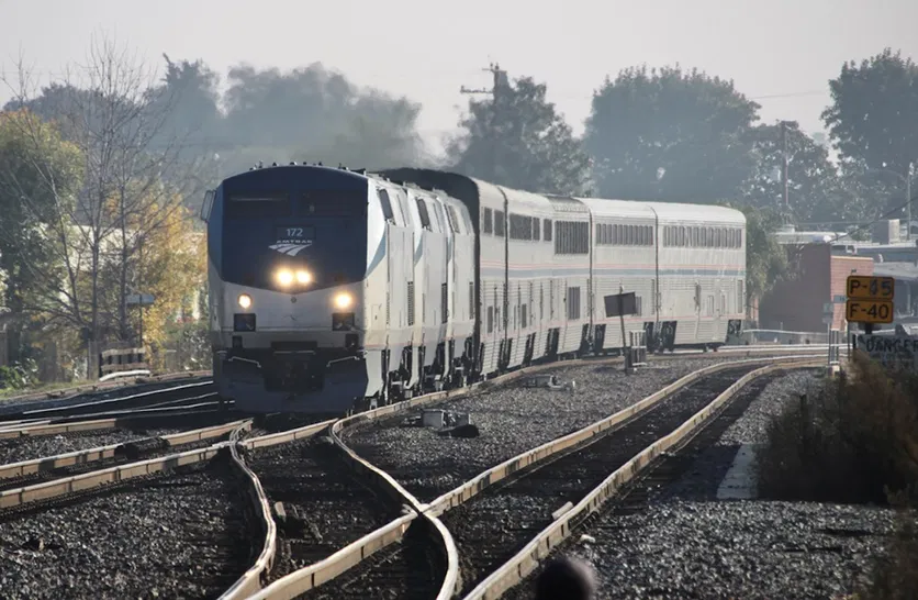 Revolutionizing Transportation: The LA-NY Passenger Train with Trucking Service