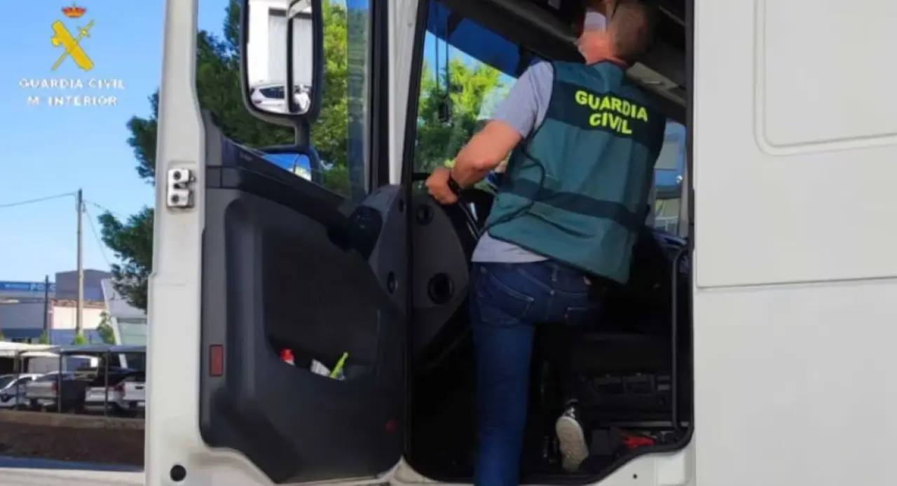 Drug Distribution Network Busted: Implications for Logistics and Transportation