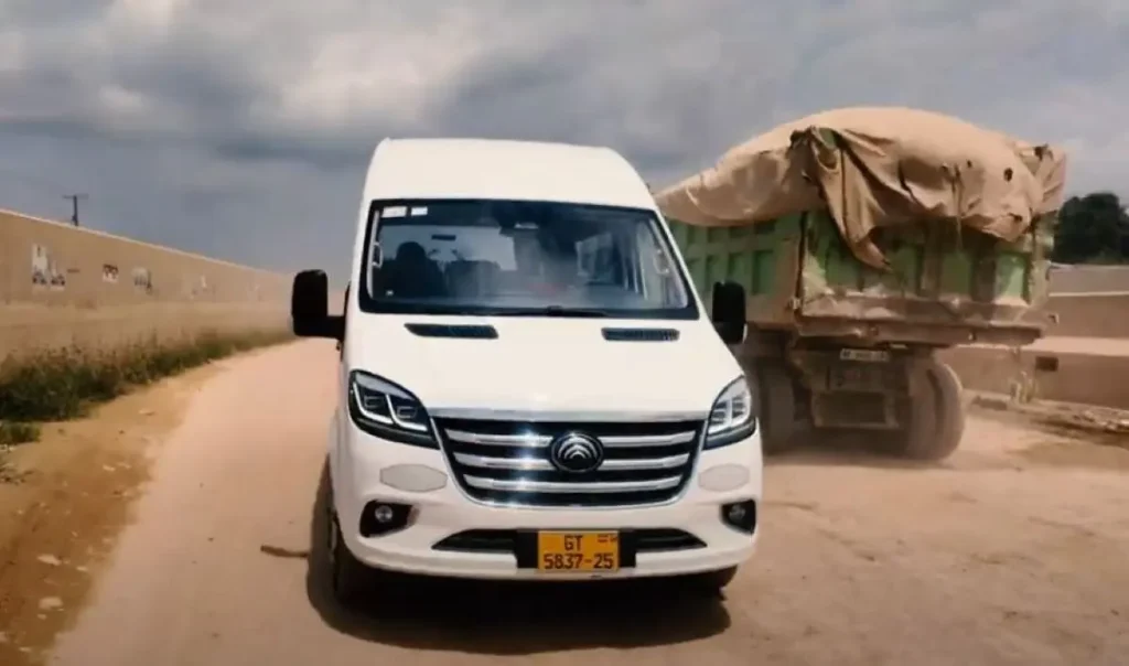 The Yutong Van’s Exceptional Adaptability on Ghanaian Roads