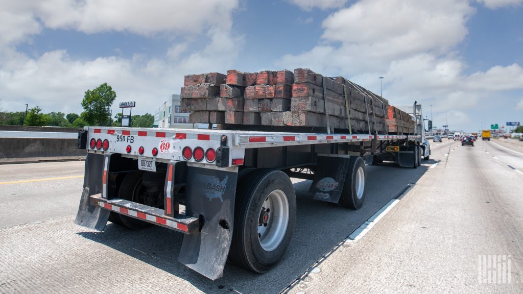 Trimac Transportation Expands Its Flatbed Operations by Acquiring Searcy Trucking
