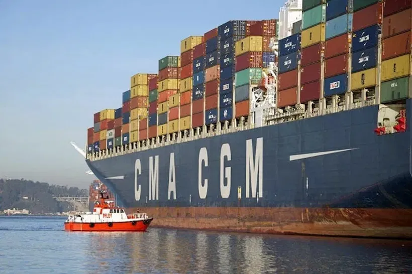 CMA CGM Segnala una Diminuzione dei Ricavi in un Contesto di Tensioni Commerciali