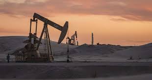 U.S. Oil Production to Decline in 2026: Implications for Logistics and Transportation