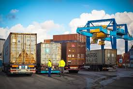 Trends in Hiring within the Trucking and Logistics Sector