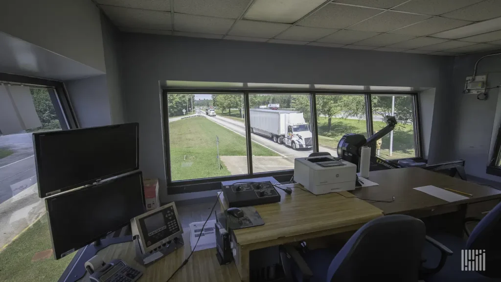 The Role of English Proficiency in Trucking: Impacts and Industry Reactions