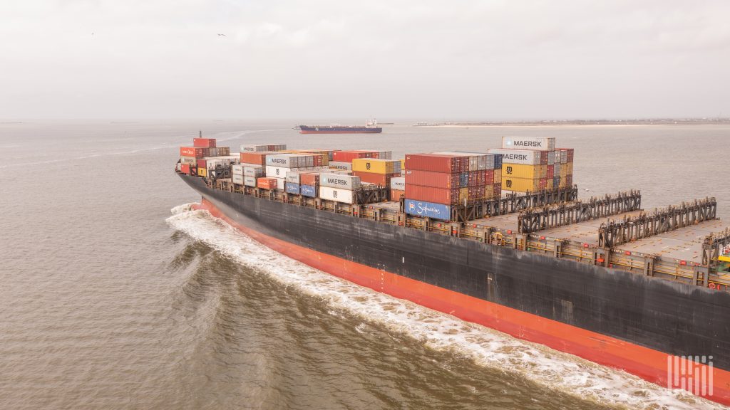 Enhancing Produce Shipment Quality with Containerized Logistics