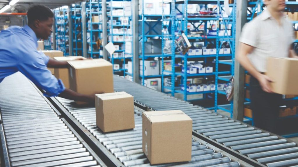 Transforming Warehouse Operations: The Role of Data, AI, and Real-Time Insights