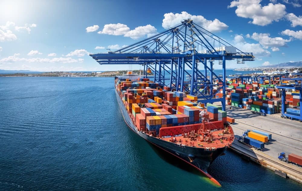 Trade Barriers: A Deep Dive into Their Role and Effect on Logistics