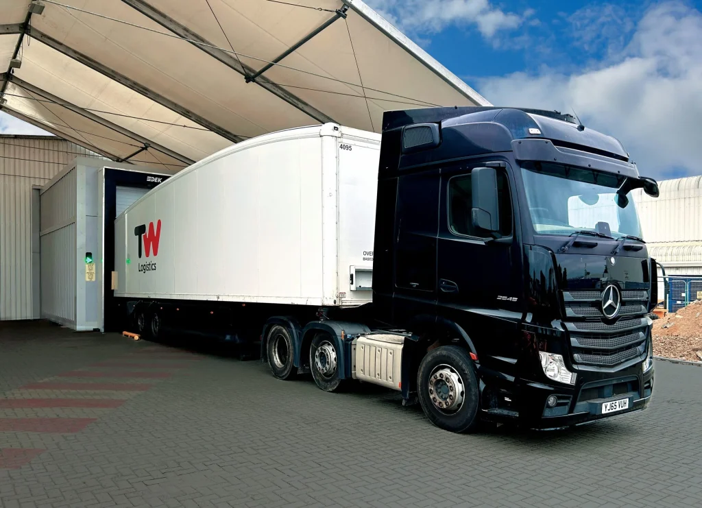 Îmbunătățirea Eficienței Încărcării în Operațiunile Logistice