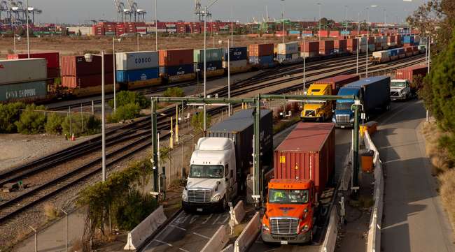 U.S. July Customs Revenue Soars, But Budget Deficits Grow