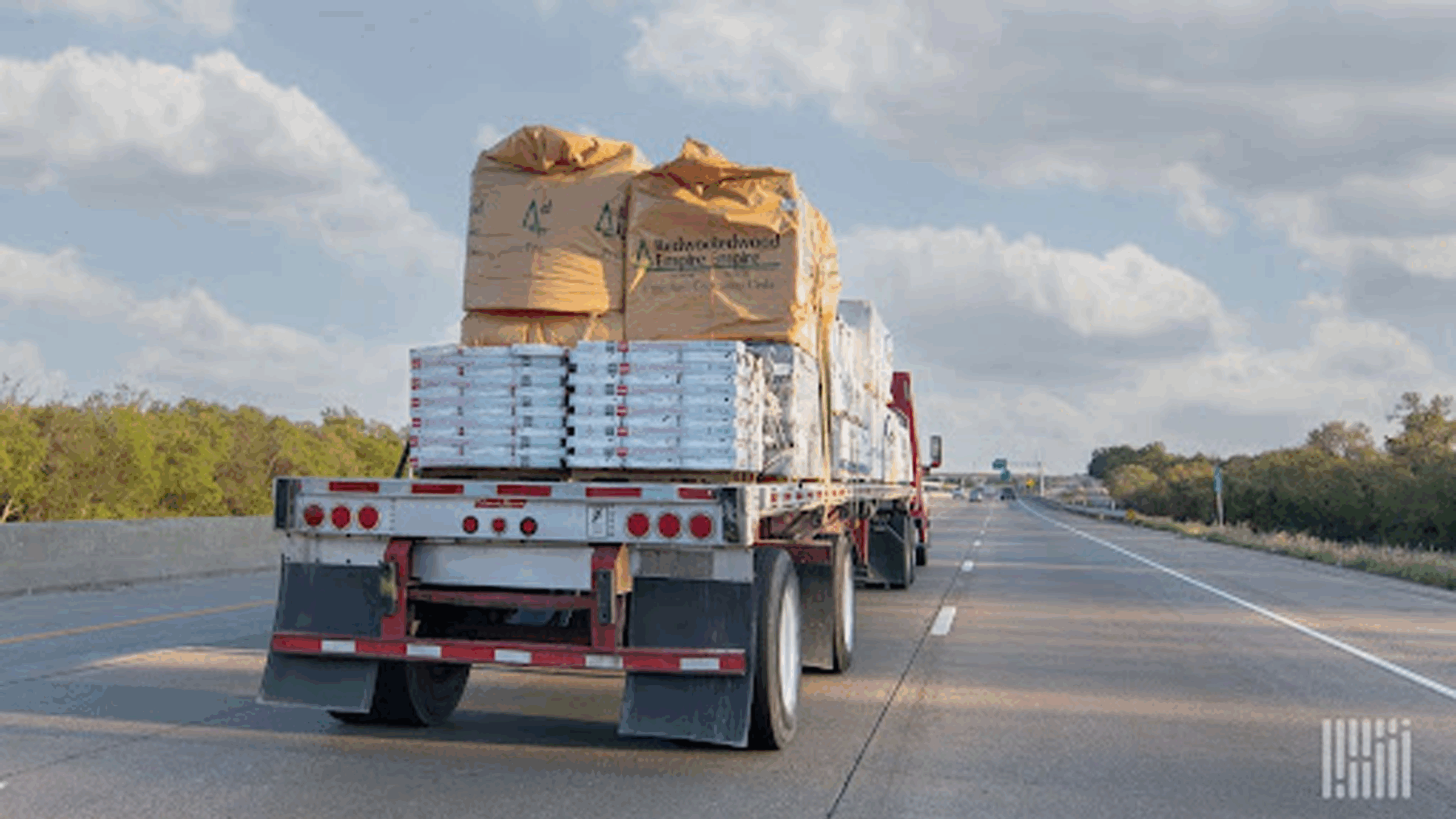What First-Time Flatbed Owner-Operators Must Know Before Hauling Open Deck Freight