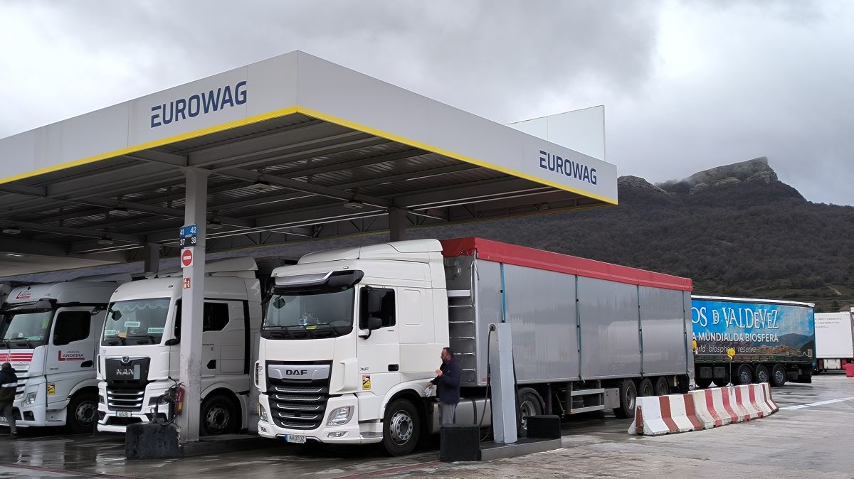Understanding the Real Cost of Extra Weight in Trucks and Its Effect on Fuel Efficiency and Logistics
